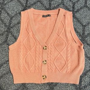 Cropped Buttoned Sweater Vest